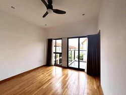 Holland Link (D10), Terrace #497123901